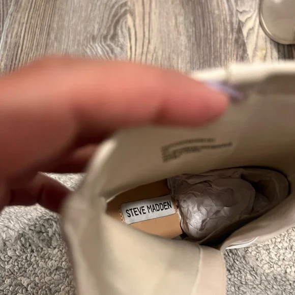 Steve Madden Cream Heeled Boots - Picture 6 of 11